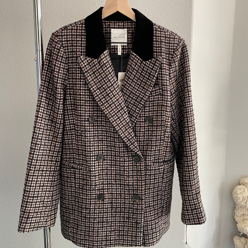 Beautiful and Warm Blazer Jacket